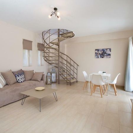 Rose Maisonette Razata Bagian luar foto