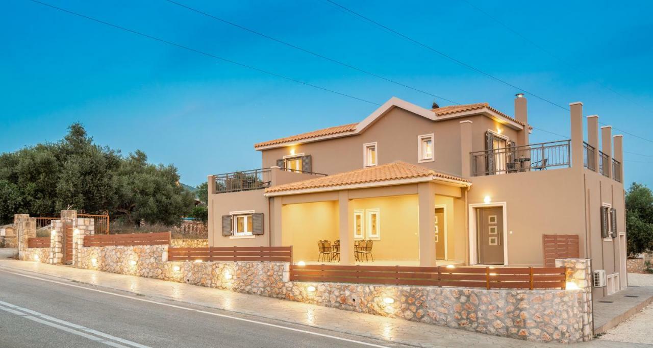 Rose Maisonette Razata Bagian luar foto
